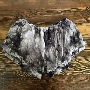 ✨TIE-DYE RUFFLE SHORTS✨